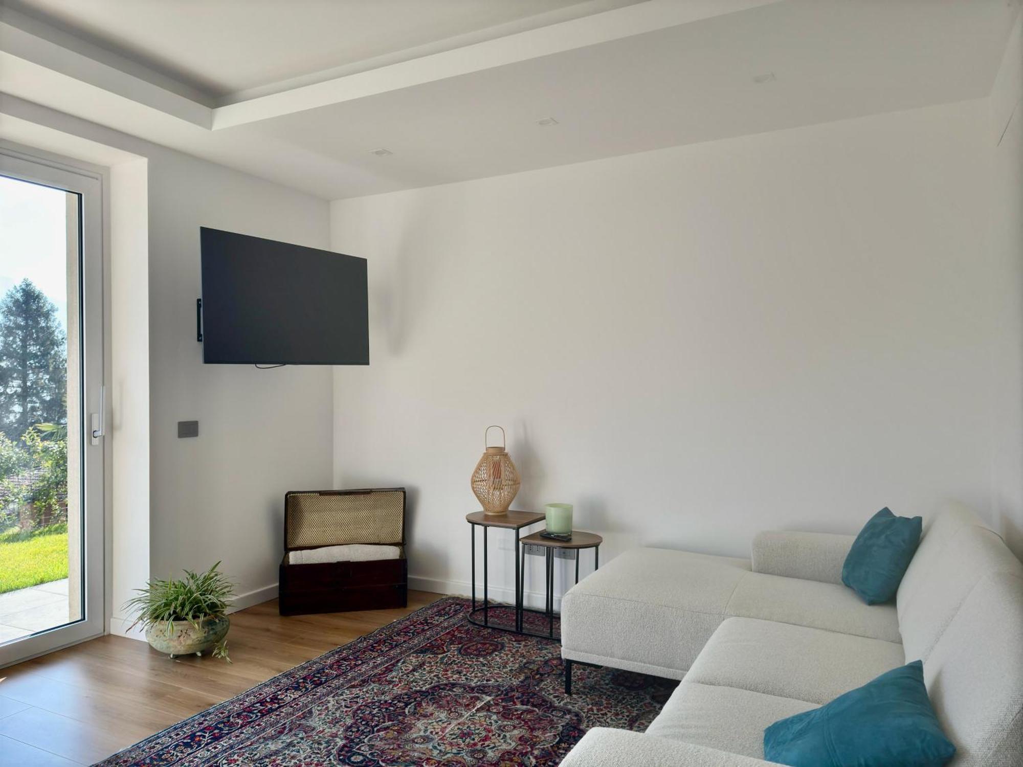 Elda Apartment With Garden And Lake View Onno Ngoại thất bức ảnh